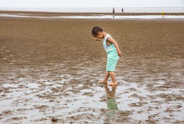 海边小孩