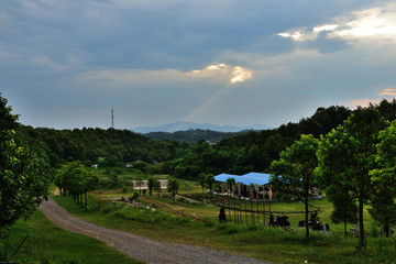 山村早晨