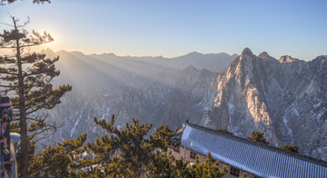 华山日出