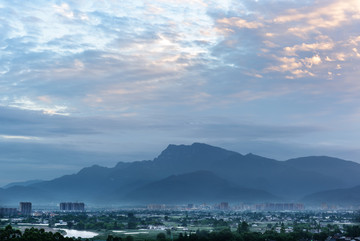 峨眉山