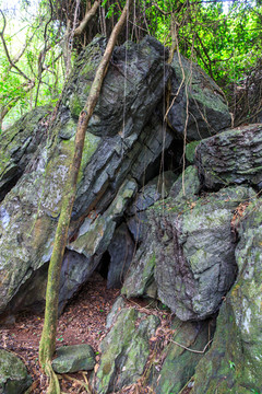 灵山六峰山风景名胜区风光