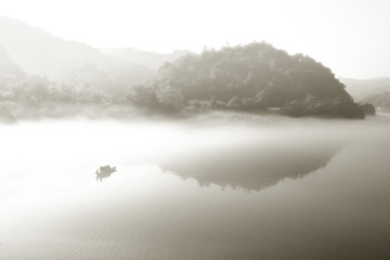 意境水墨山水