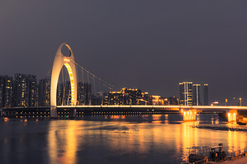 廣州獵德大橋