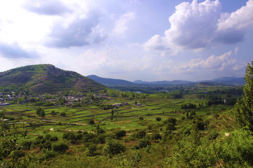 沂蒙山区山脚村落