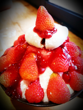 鲜草莓沙冰