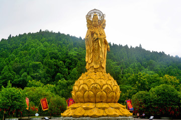 遂宁风光灵泉寺