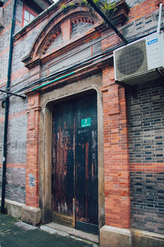 上海老房子大门