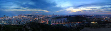 山东青岛崂山浮山俯瞰市区夜景