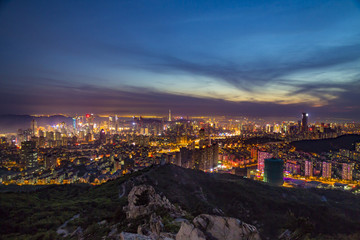 山东青岛崂山浮山俯瞰市区夜景