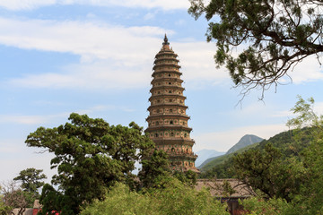 山西洪洞广胜禅寺飞虹塔