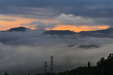 大山晨韵