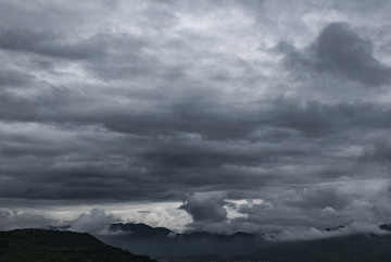 风雨欲来