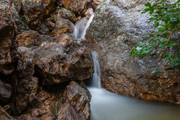 小溪水