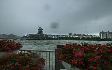 绵阳暴雨