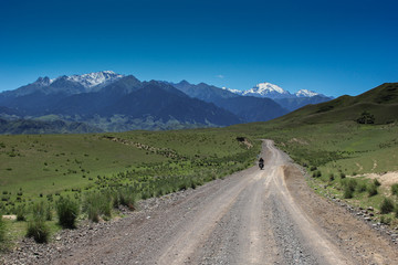 天山公路