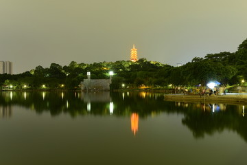 千灯湖夜景