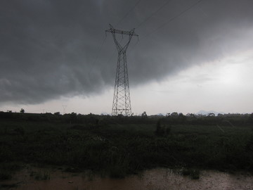 暴风雨