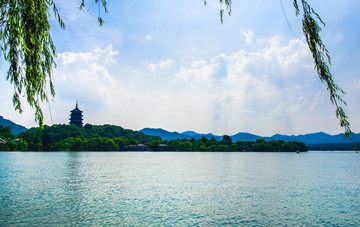 西湖雷峰塔