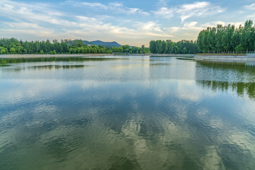 青州南阳湖碧水蓝天风景