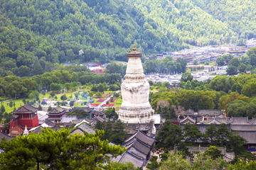 五台山白塔