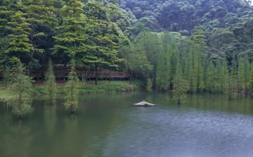 湖光山色