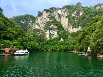 舞阳河风景区