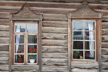 俄式木刻楞老房木刻窗棂