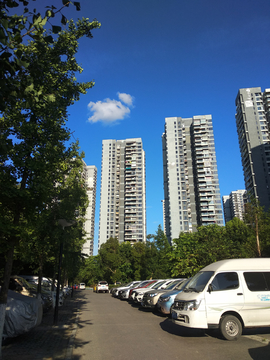 彩云湖畔樓盤建筑