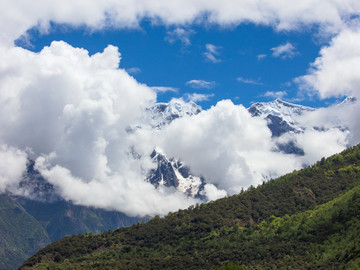 南迦巴瓦峰