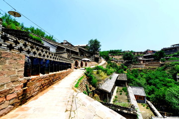 李家山