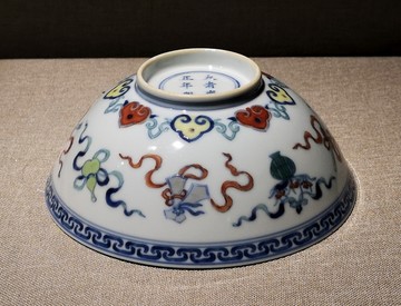 古董陶瓷碗