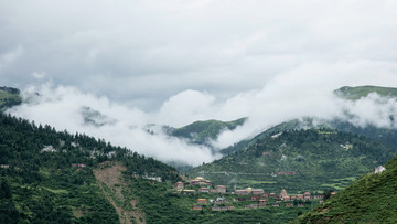 四川公路上的风景