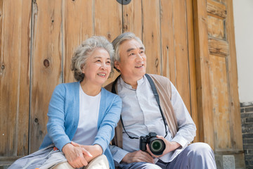 老年夫妻旅游