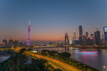 小蛮腰夜景