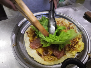 鸡蛋灌饼