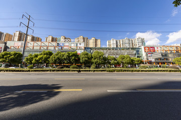 长宁区天山路街景