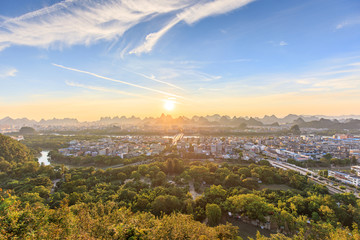 广西桂林城区全景漓江夕阳