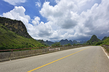 水泥公路