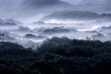 水墨山川