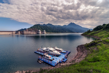 紫坪铺水库