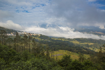 云南红河元阳哀牢山风光