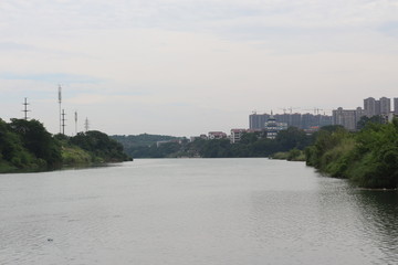 沿河小镇