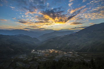 云南红河元阳梯田老虎嘴景点