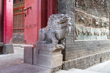三原城隍庙寝宫狮子把门门墩石
