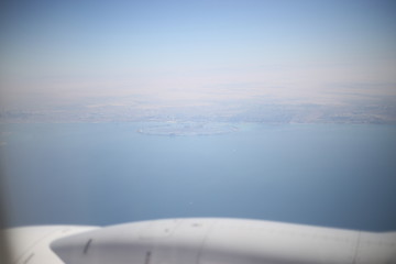 飞机降落航拍迪拜海岸