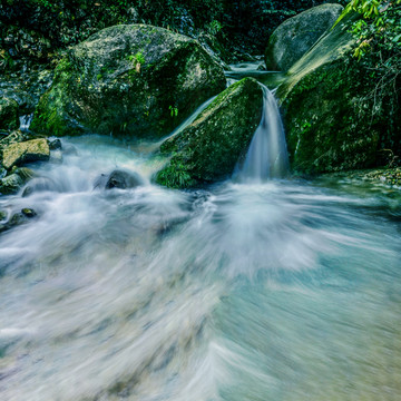 意境小溪流水