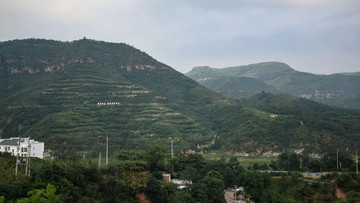 绿水青山就是金山银山