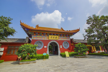 潍坊金泉寺大门