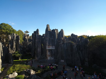 航拍云南昆明石林风景区