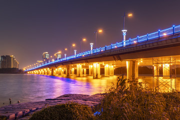 苏州金鸡湖景观大桥夜景